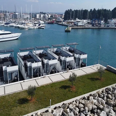 Exclusive Houseboat By The Sea Novigrad Istria