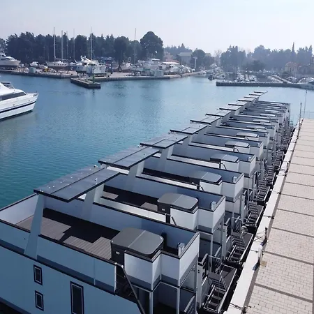 Exclusive Houseboat By The Sea 3* Novigrad Istria